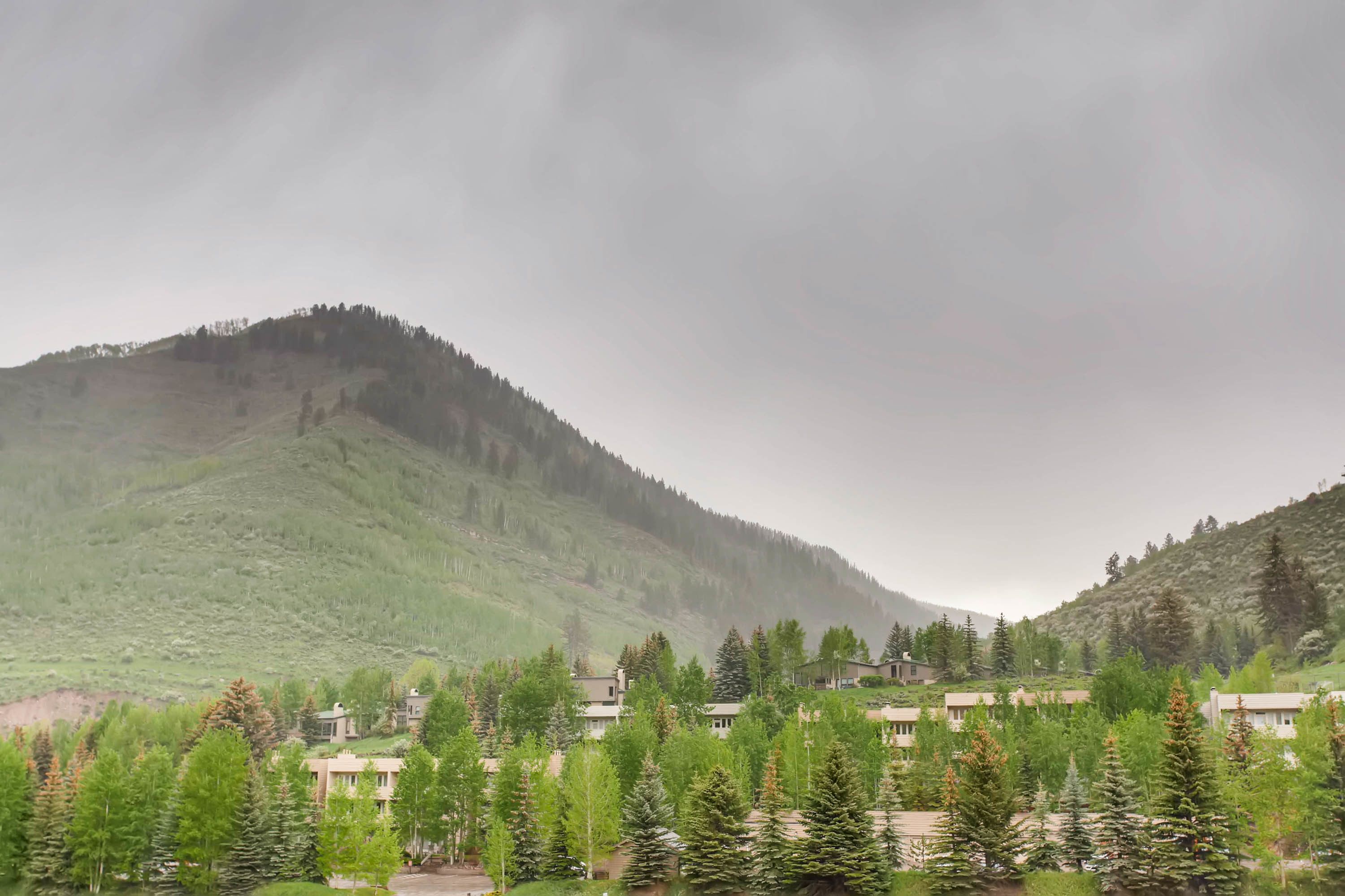 premium condo, 2 bedrooms | mountain view