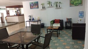 Khu sảnh