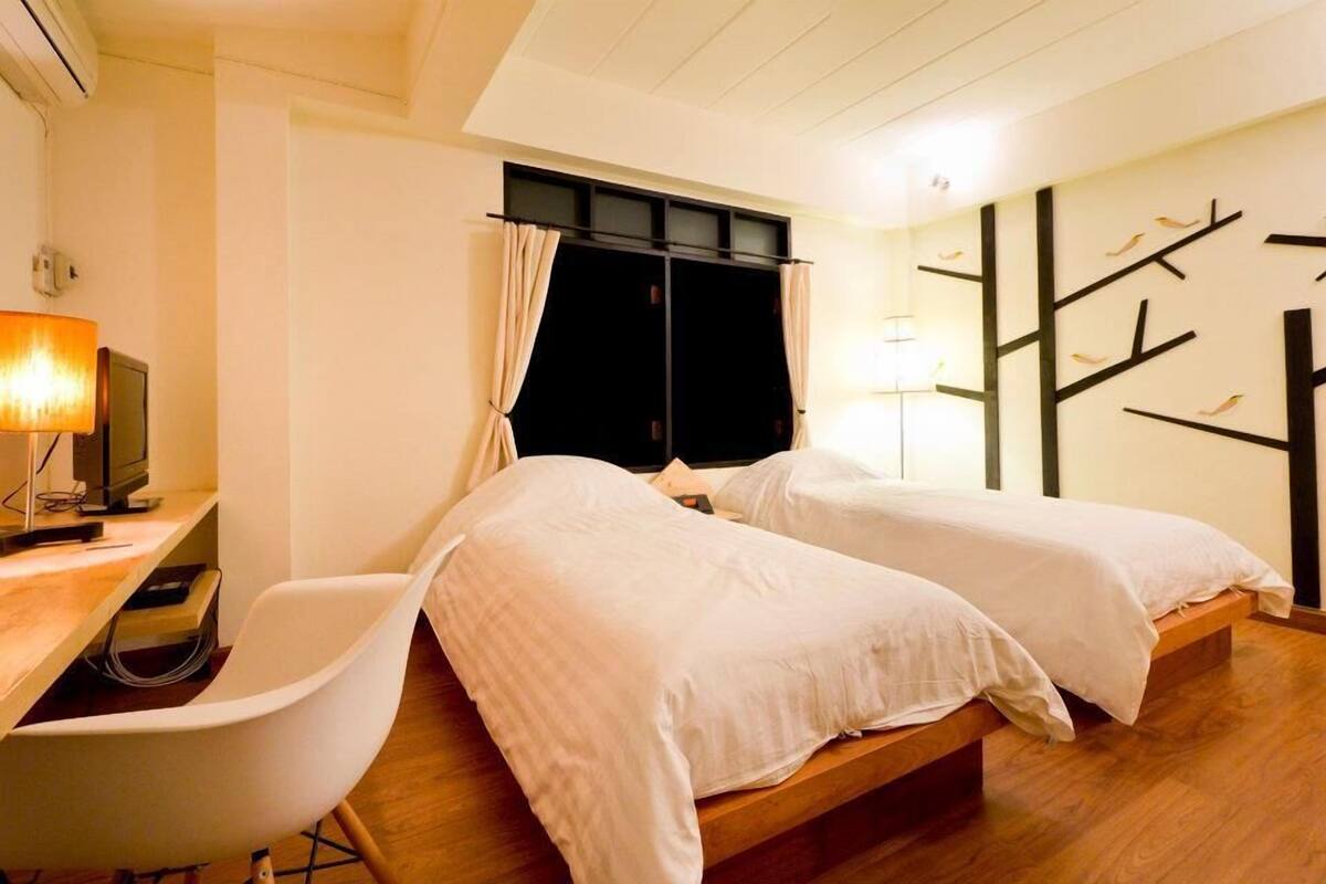 Superior Twin Room | In-room safe, blackout drapes, free WiFi