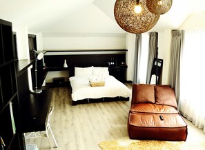 Deluxe Double Room | In-room safe, blackout drapes, free WiFi