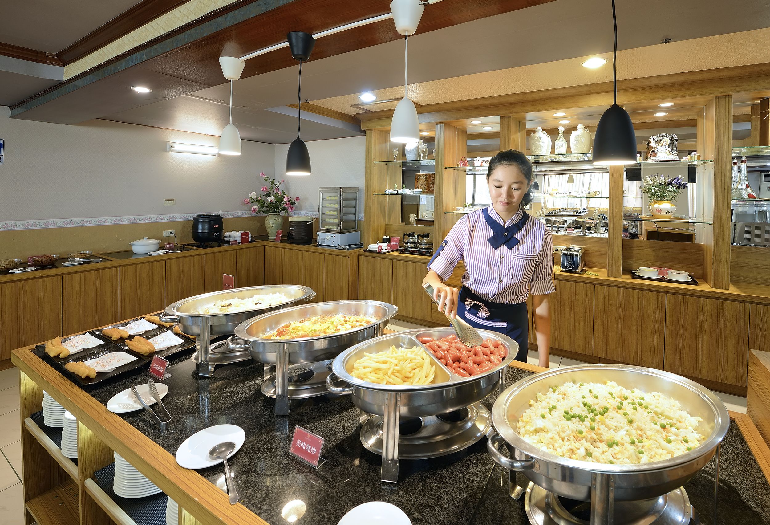 含每日全套早餐