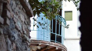 Unclassified image, 4 of 20, button - Escondite Azul (Guanajuato)