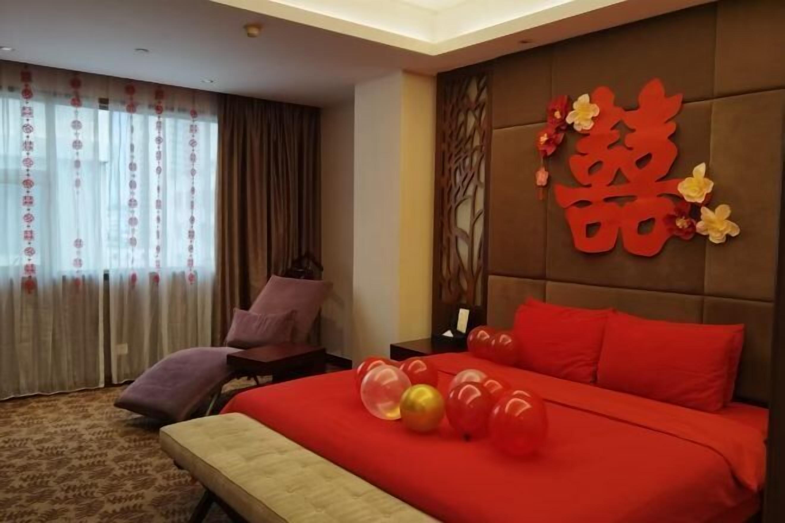 Cortinas opacas y wifi gratis