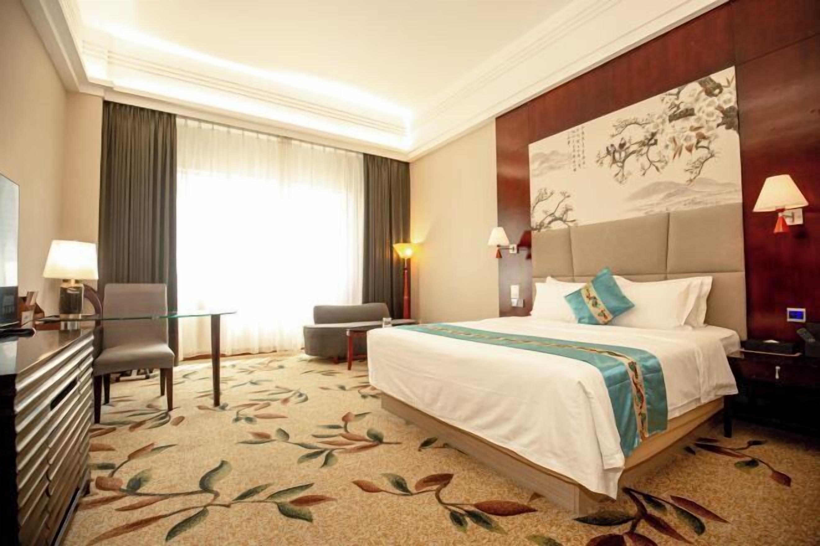 Blendingsgardiner og wi-fi (inkludert)