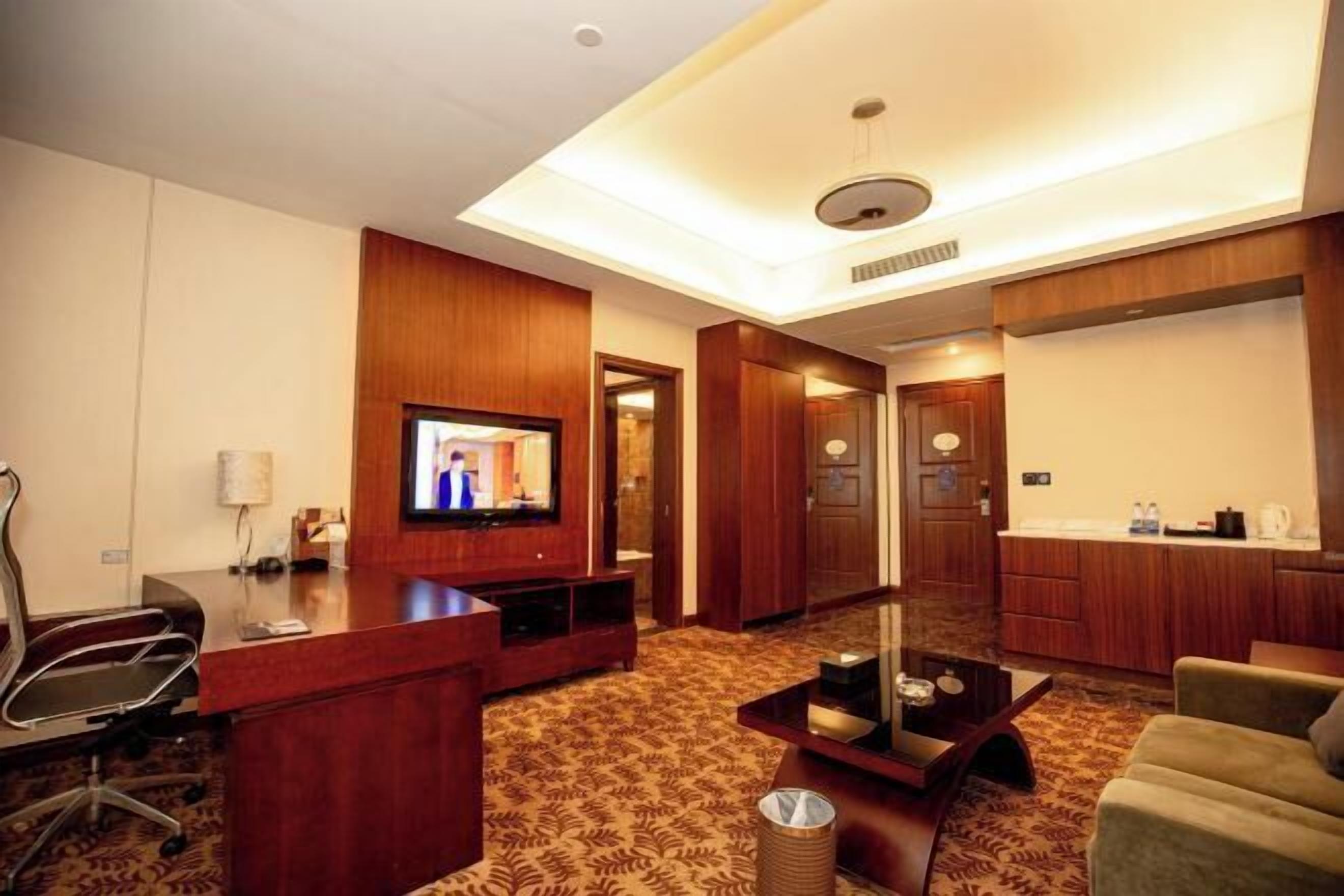 Blendingsgardiner og wi-fi (inkludert)