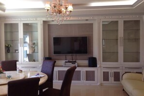 4 Bedrooms with Private Pool Villa | 4 bedrooms, free WiFi, bed sheets