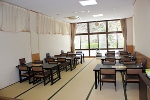 Habitación superior (Japanese Style, with Shared Bathroom) | Wifi gratis