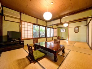 Familierom (Japanese-style) | Spiseområde på rommet