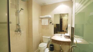 Deluxe Room | Bilik Mandi | Pancuran mandi, kelengkapan dandanan diri percuma, pengering rambut