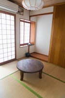 Traditional Room (Japanese Style) | Wi-fi percuma 