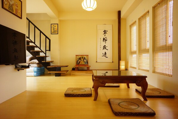 Perhehuone | Ilmainen Wi-Fi, vuodevaatteet