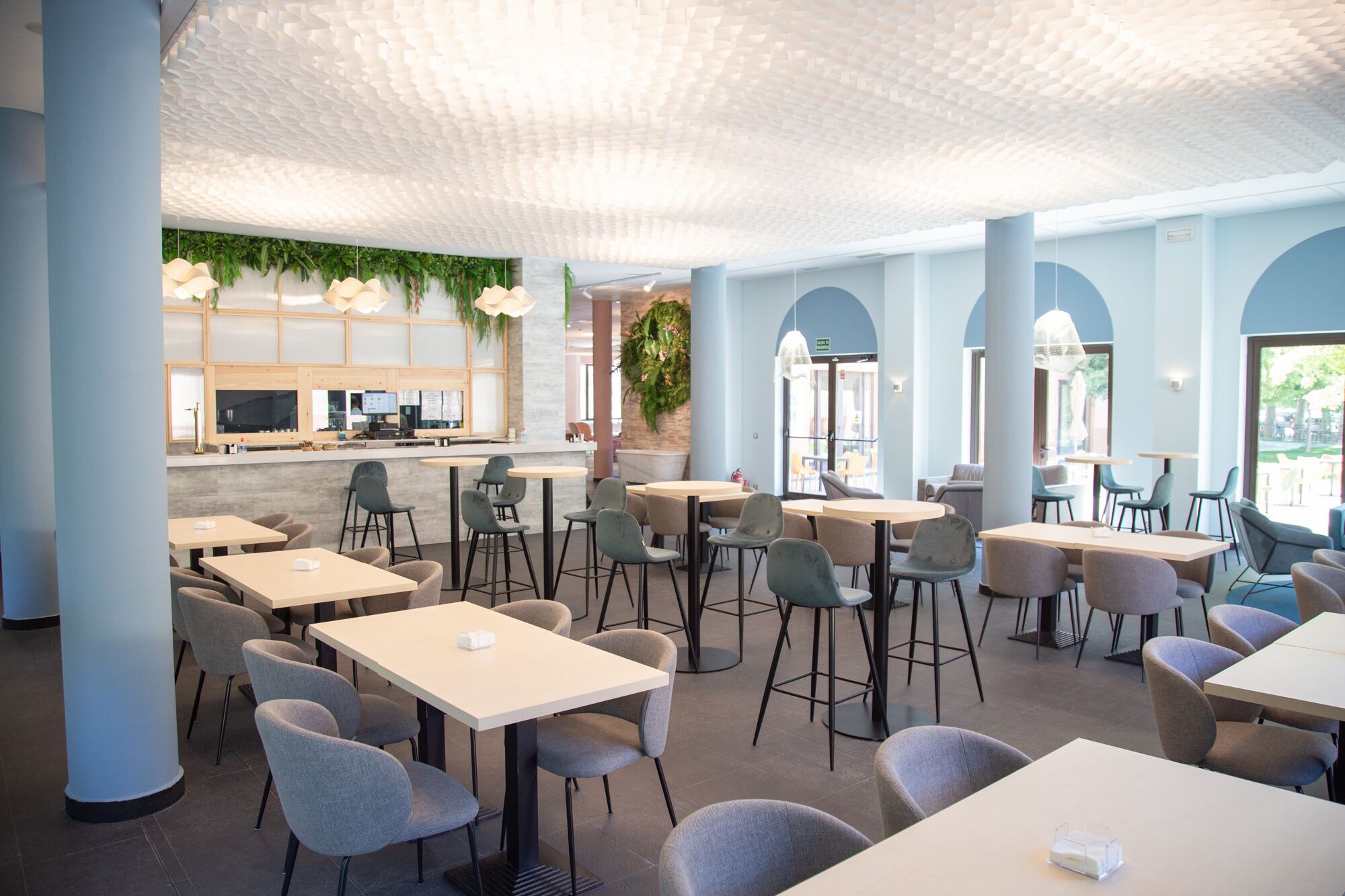 Bar-cafetería