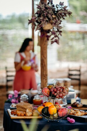 Daily buffet breakfast for a fee - Agroturismo Can Guillem (Santa Eulalia del Rio)