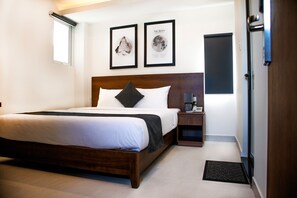 Cozy Room (Low Floor) | Minibar, coffres-forts dans les chambres, bureau, Wi-Fi gratuit