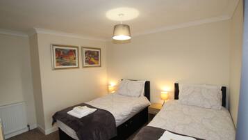 3 bedrooms, blackout drapes, iron/ironing board, free WiFi