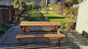House, 3 Bedrooms | Outdoor dining