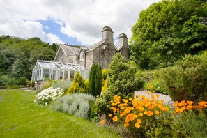Property grounds - Polraen Country House (Looe)