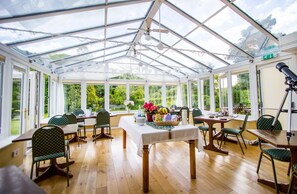 Dining - Polraen Country House (Looe)