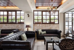 Sala de estar en el lobby