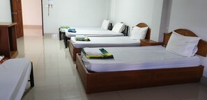 Basic Shared Dormitory, Mixed Dorm, Non Smoking