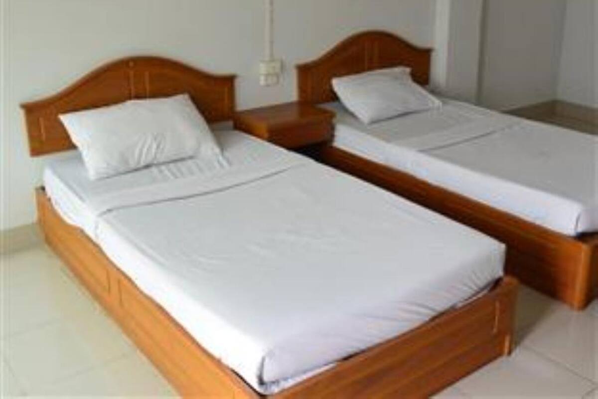 Twin Room | Free WiFi