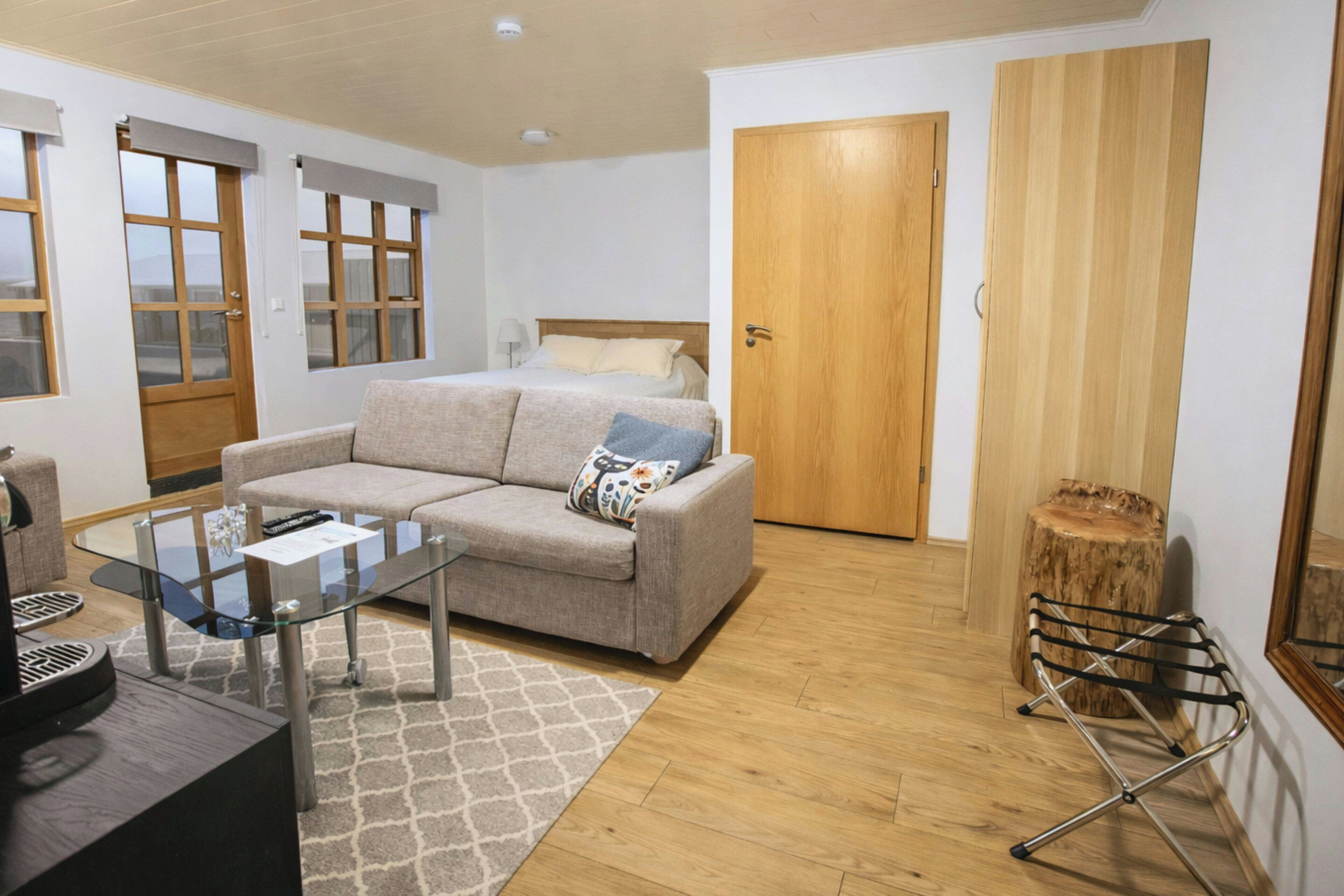 Superior Double Room | Laptop workspace, free WiFi, bed sheets