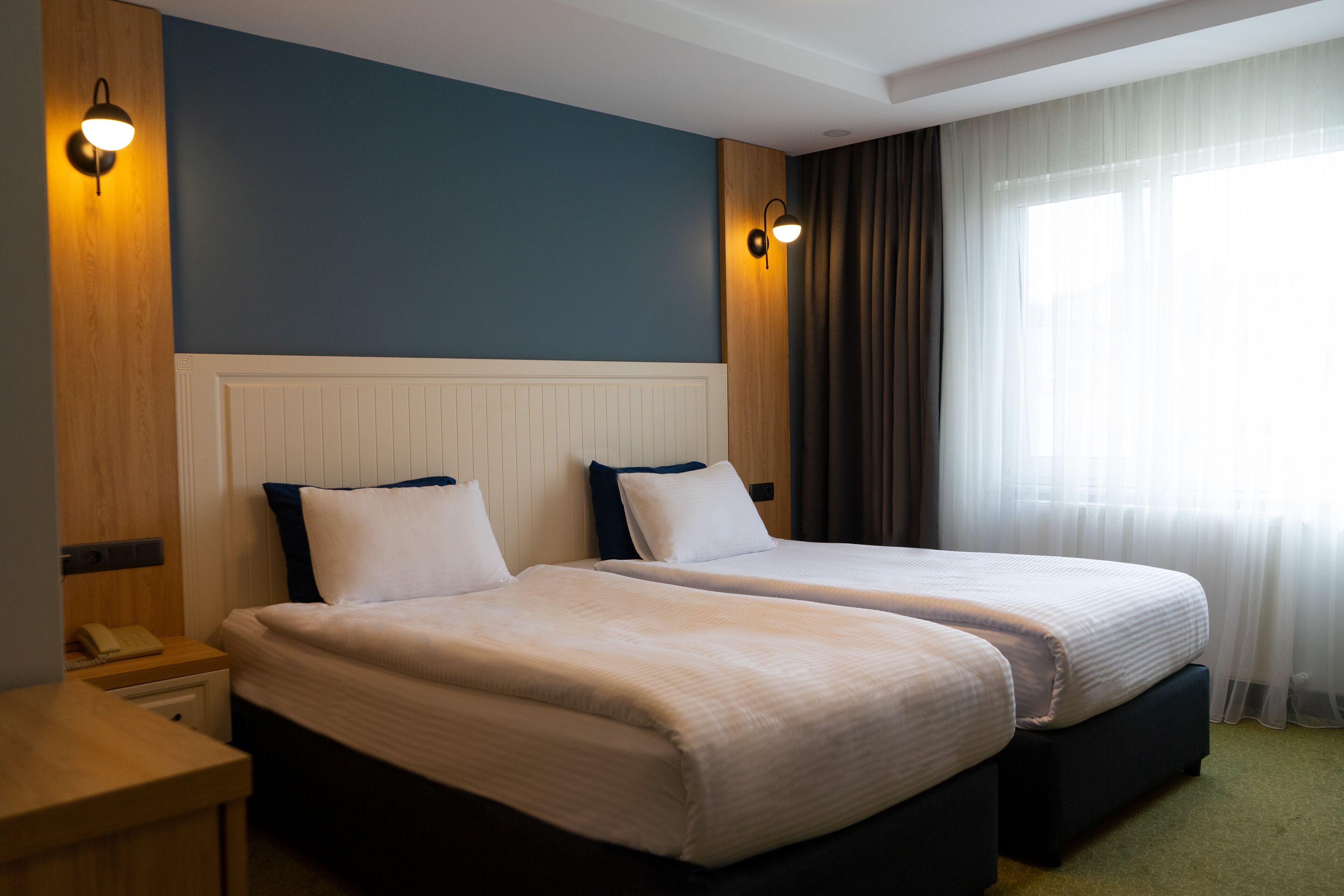 standard double or twin room | 1 bedroom, premium bedding, minibar, desk