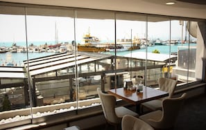 Petit déjeuner buffet compris tous les jours