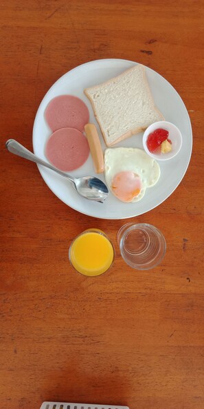 Desayuno inglés todos los días (con cargo)
