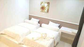 Standard Room | Desk, blackout drapes, rollaway beds, free WiFi