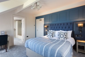 Junior Double Room | Premium bedding, individually decorated, individually furnished, desk - Aysgarth Falls Hotel (Leyburn)