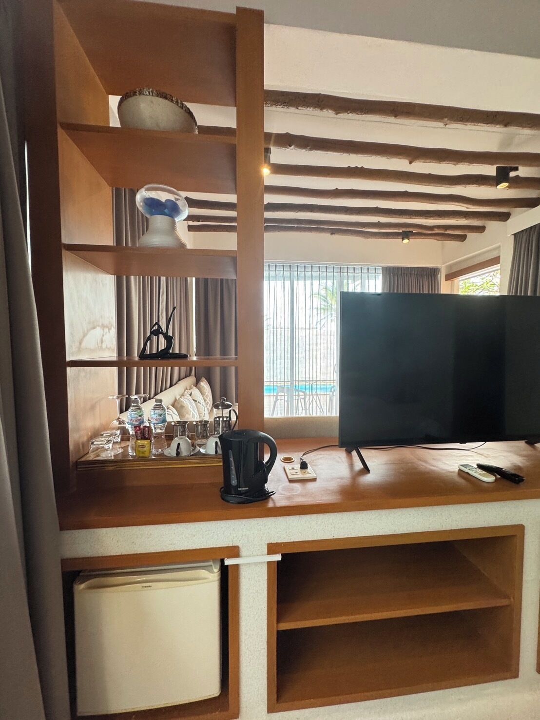 102 the pool villa: beach zone | free minibar, in-room safe, desk, blackout curtains