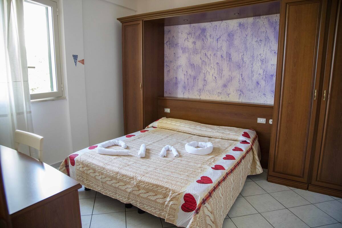 Iron/ironing board, free cots/infant beds, free WiFi