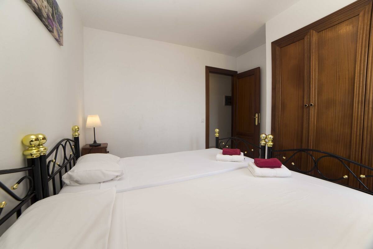Deluxe Apartment, 2 Bedrooms, Ocean View