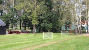 Children’s play area – outdoor