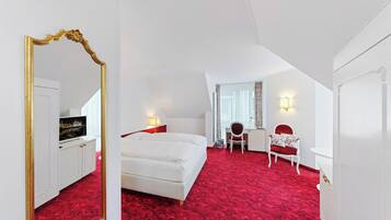 Doppelzimmer, 1 Queen-Bett, Seeseite