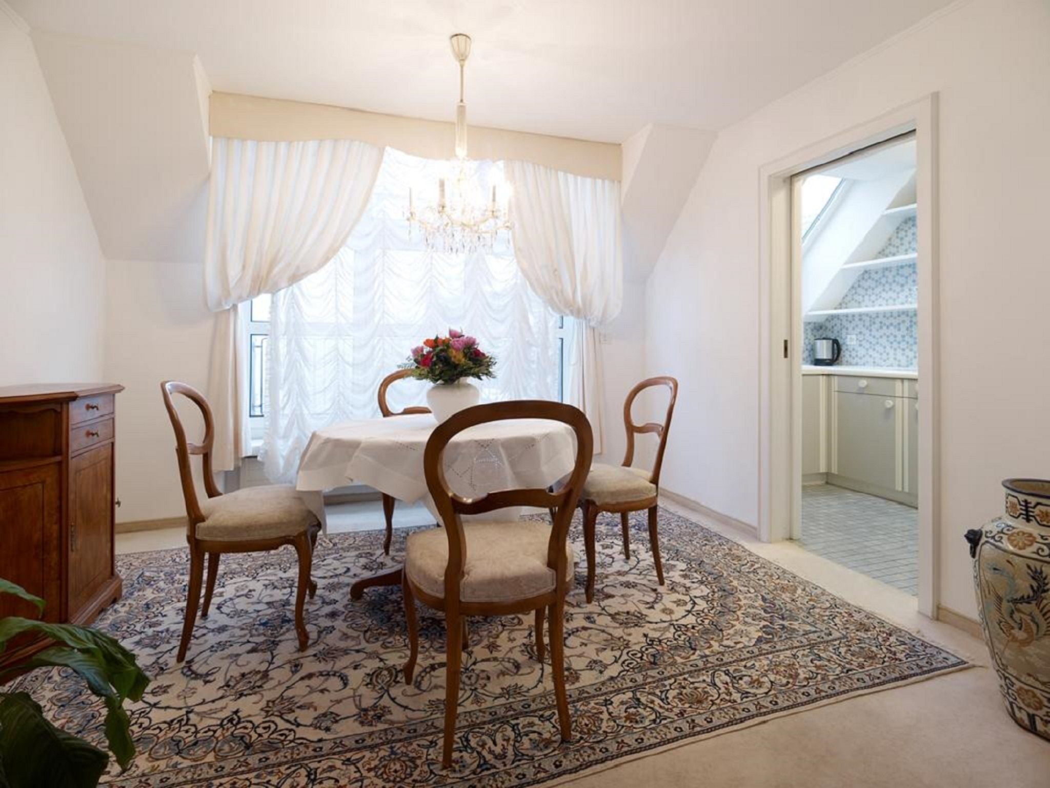 apartment | in-room dining