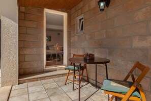 Estudio superior, patio | Terraza o patio