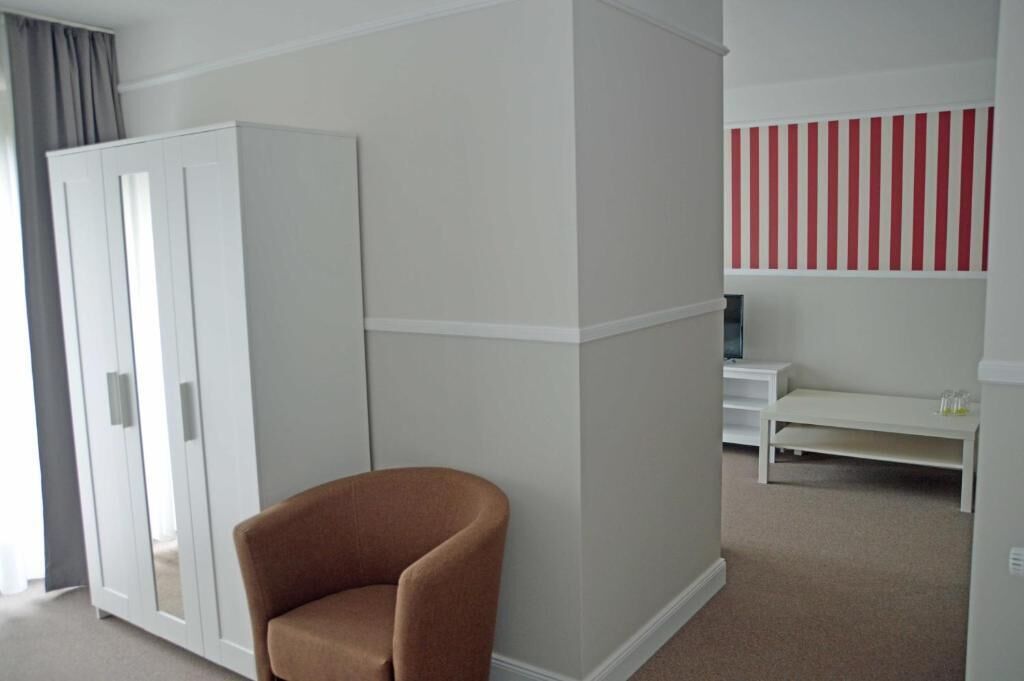 Apartment | Desk, WiFi (free), bed sheets