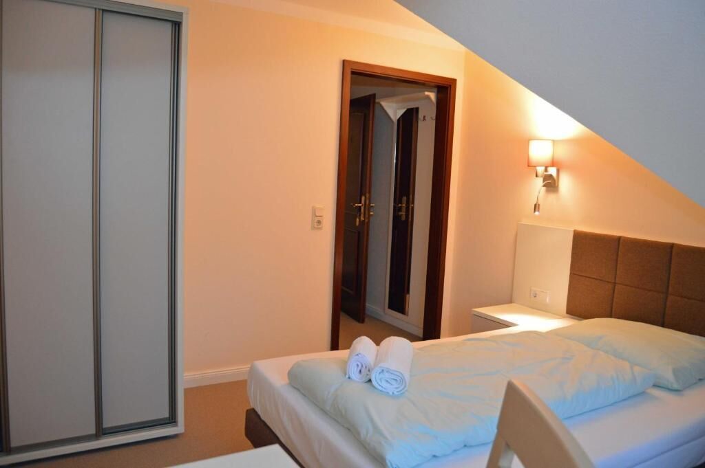 Comfort Single Room | Desk, WiFi (free), bed sheets