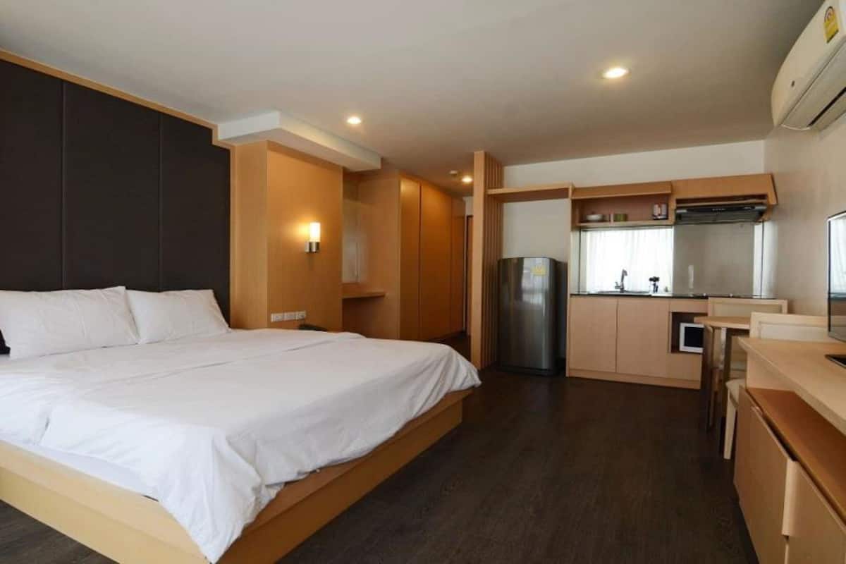 Studio | In-room safe
