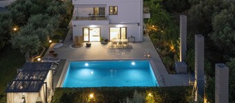 Sunlight Breeze Villa