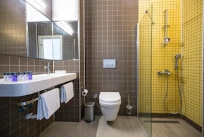 Shower, free toiletries, hair dryer, slippers