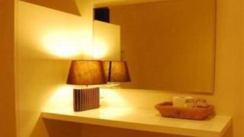 Superior, No Window | Comodidades do quarto