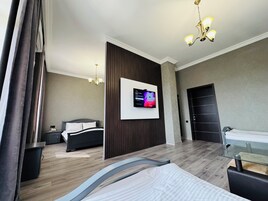 Sängtillbehör av högsta kvalitet, minibar och individuell inredning
