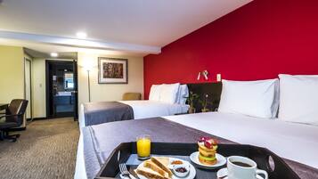 미니바, 객실 내 금고, 책상, 방음 설비