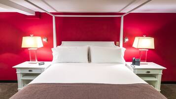 Minibar, Zimmersafe, Schreibtisch, schallisolierte Zimmer