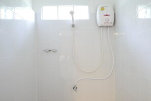 Regadera en el baño
