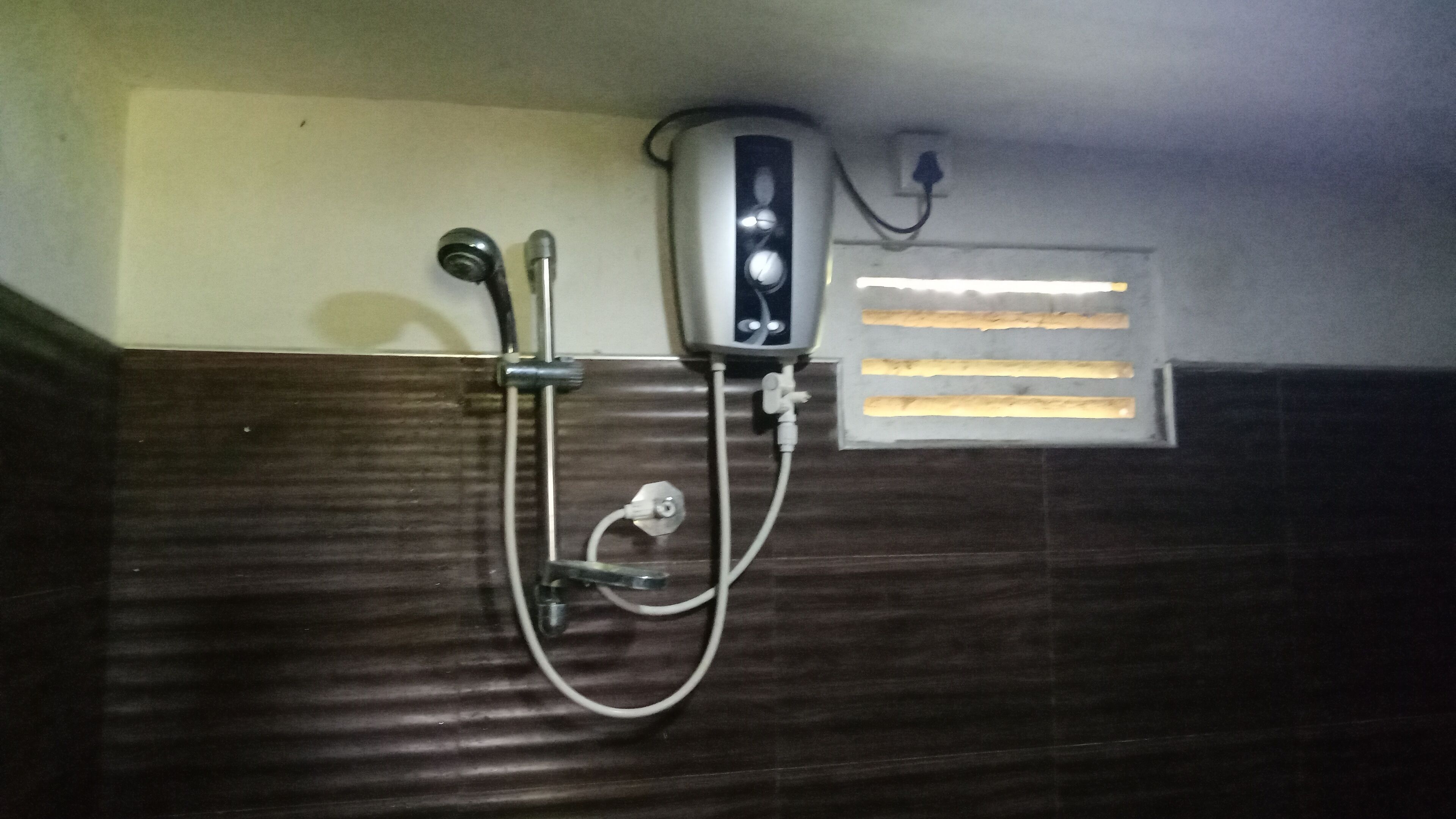 traditional tree house, 1 queen bed, mountain view | bathroom | shower, free toiletries, hair dryer, slippers