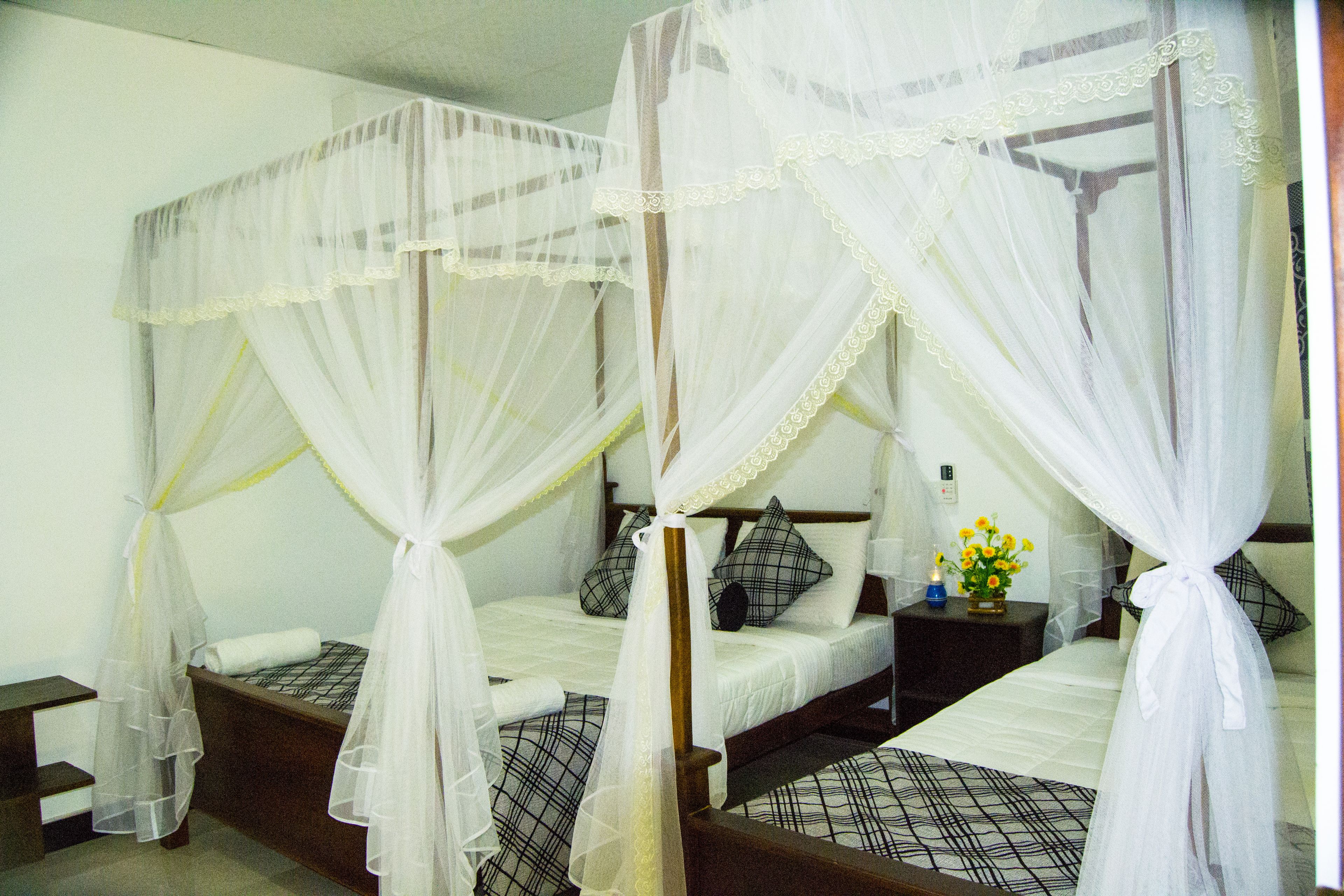 triple room, private bathroom, ground floor (with a/c) | 1 bedroom, premium bedding, desk, soundproofing